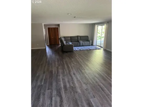 15546 SE GREEN HILLS CT, Happy Valley, OR 97086