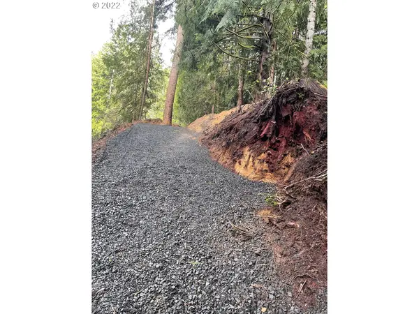 LEVAGE DR #05600, Florence, OR 97439