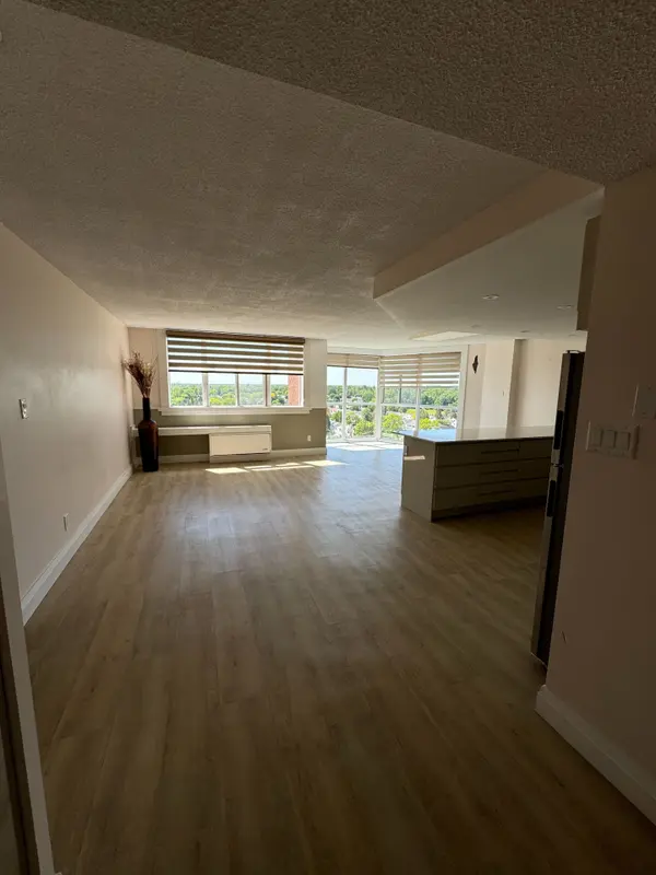 2760 CAROUSEL CRES #1209, Blossom Park - Airport And Area, ON K1T 2N4