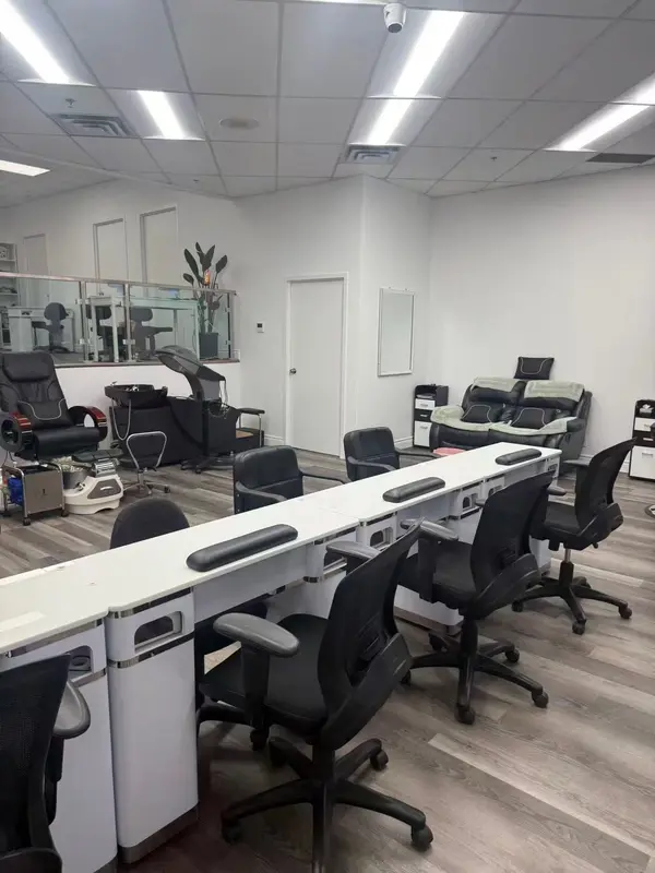 6A Yonge ST, Toronto C01, ON M5J 2T5