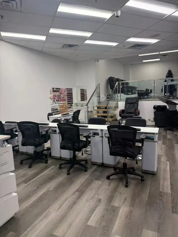 6A Yonge ST, Toronto C01, ON M5J 2T5