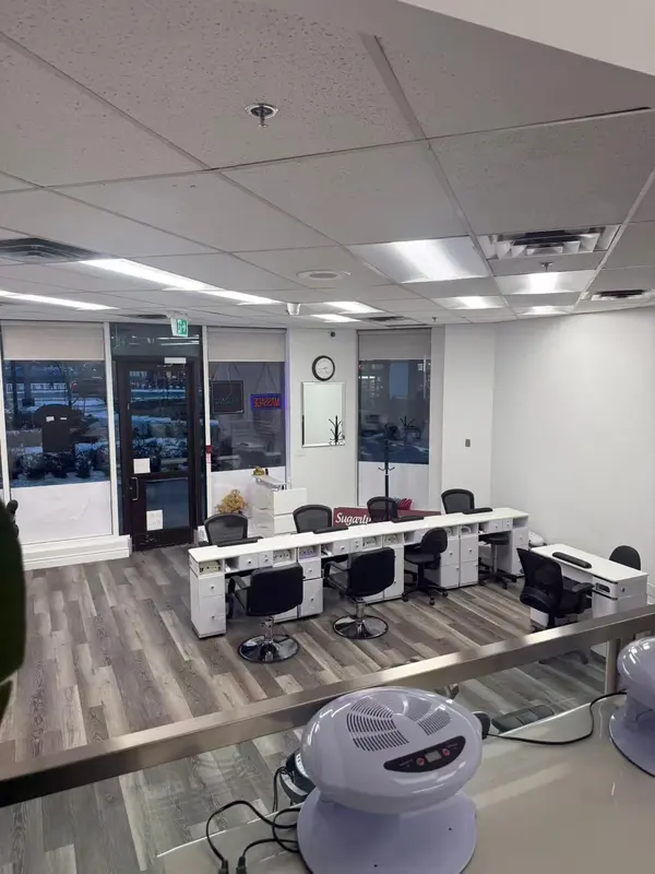 6A Yonge ST, Toronto C01, ON M5J 2T5