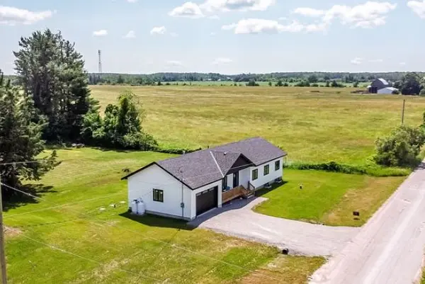 122 Day DR, Kawartha Lakes, ON L3V 6H5