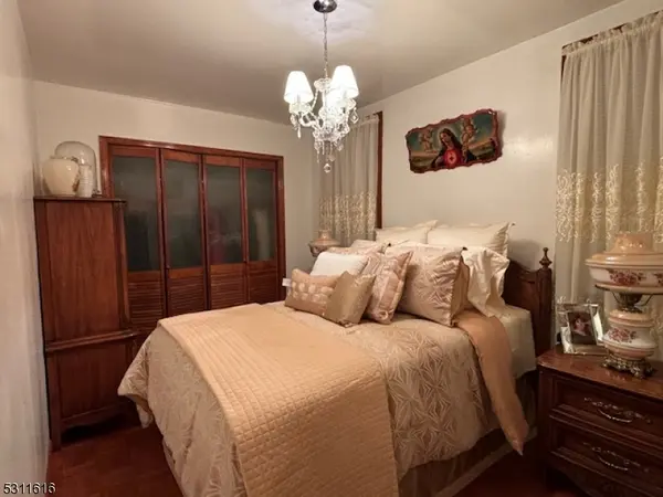 103 Garrison St, Newark City, NJ 07105