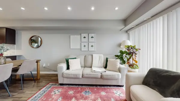 142 Widdicombe Hill BLVD #511, Toronto W09, ON M9R 0A9