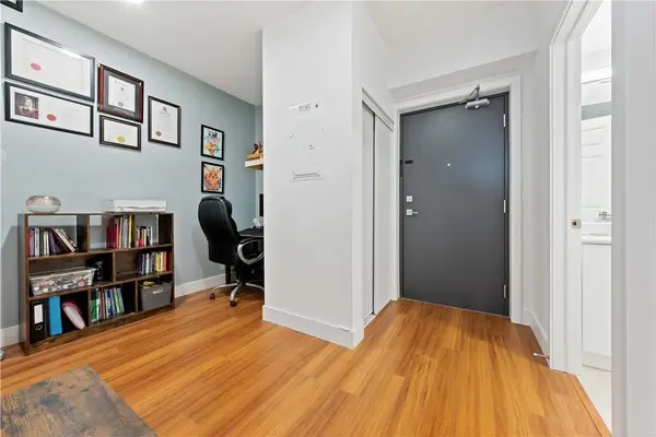 1 Wellington ST W #607, Brantford, ON M5A 0W7