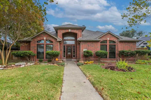 1416 Holveck Drive,  Cedar Hill,  TX 75104