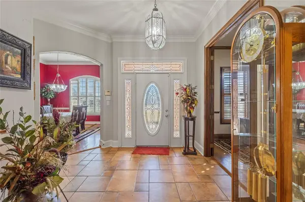 143 Southwood Drive, Burleson, TX 76028