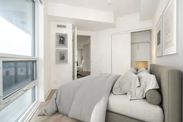 55 Cooper ST #5708, Toronto C08, ON M5G 0G1