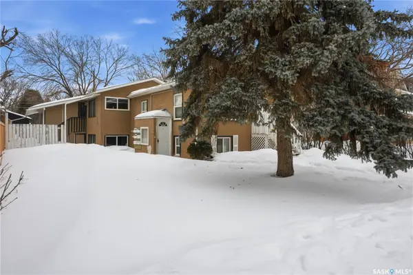 917 7th AVENUE N, Saskatoon, SK S7K 2V7