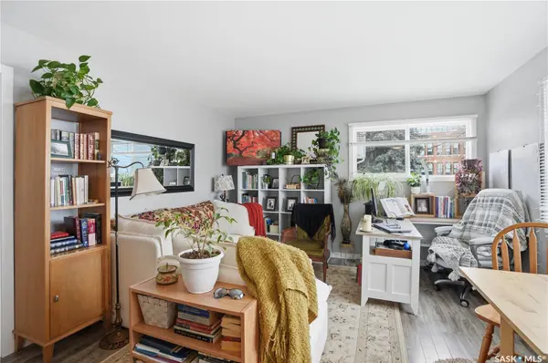 917 7th AVENUE N, Saskatoon, SK S7K 2V7