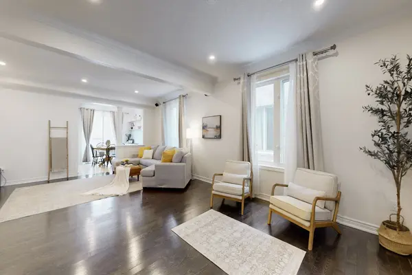 61 Buchanan CRES, Brampton, ON L6X 5M4