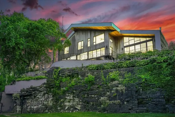 20 Everett RD, South Bruce Peninsula, ON N0H 2T0