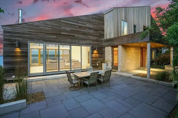 20 Everett RD, South Bruce Peninsula, ON N0H 2T0