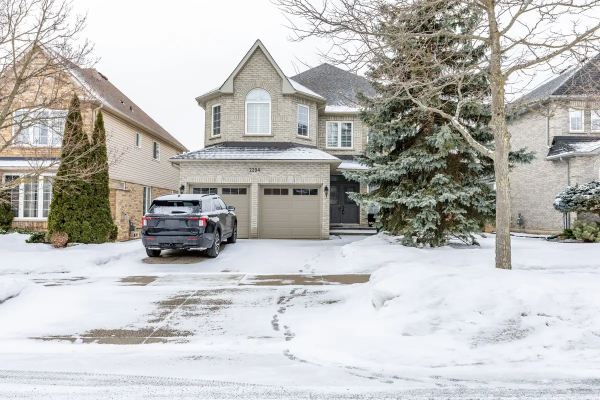 2204 Snead RD, Burlington, ON L7M 4X1