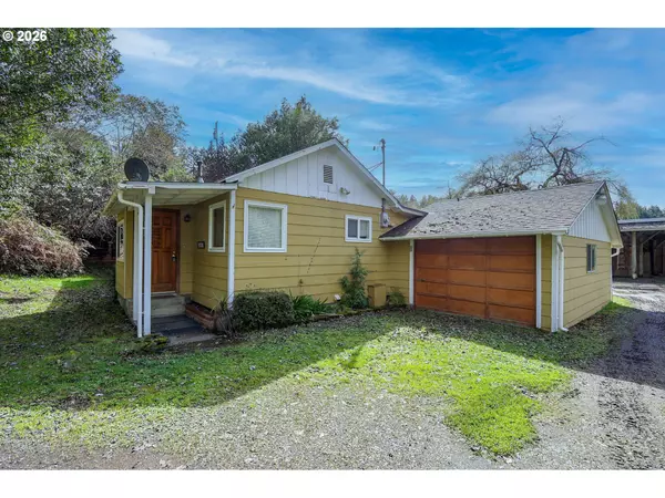 Coos Bay, OR 97420,93514 UPPER LOOP LN