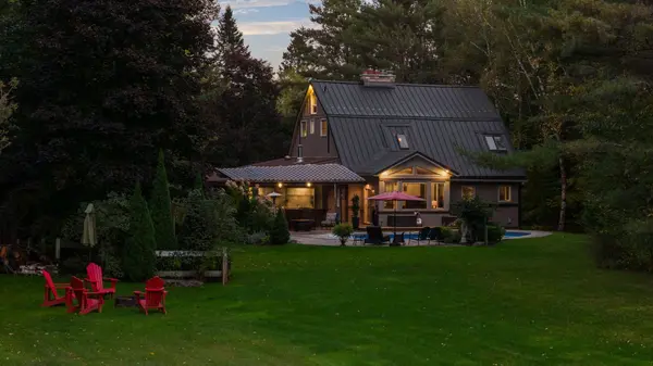 3686 Agnew RD, Severn, ON L0K 2B0