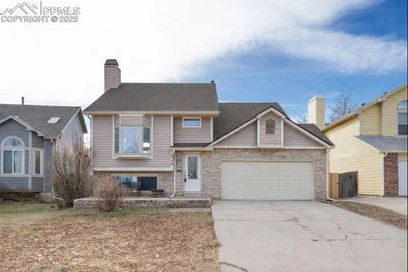 4548 Anvil DR, Colorado Springs, CO 80925