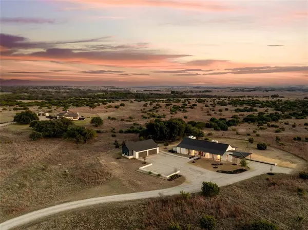 1231 PR 21, Glen Rose, TX 76690