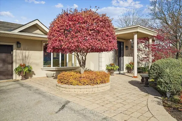 10 Sevilla BLVD, Vaughan, ON L0J 1C0