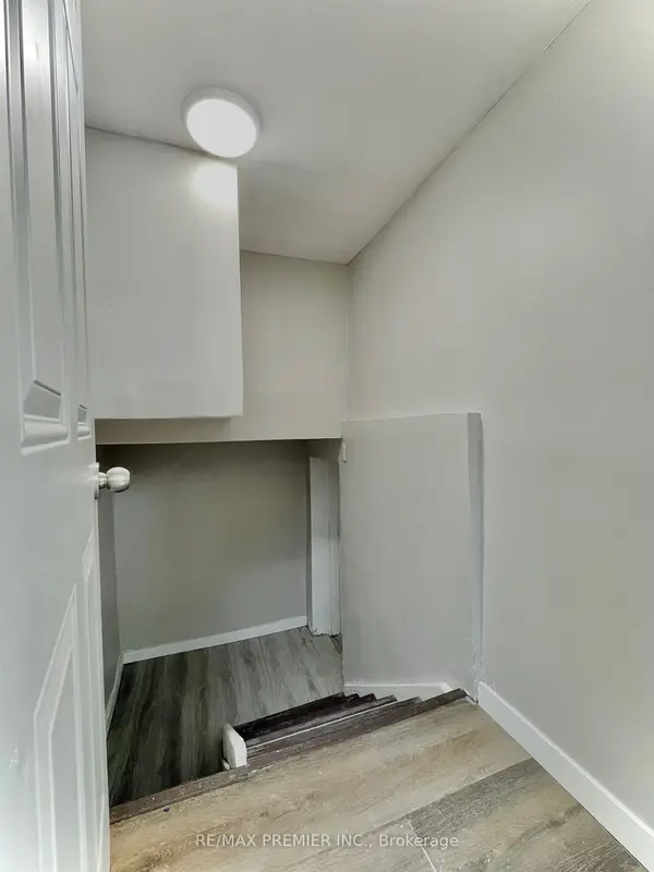 365 Bessie AVE, Greater Sudbury, ON P3C 4H6