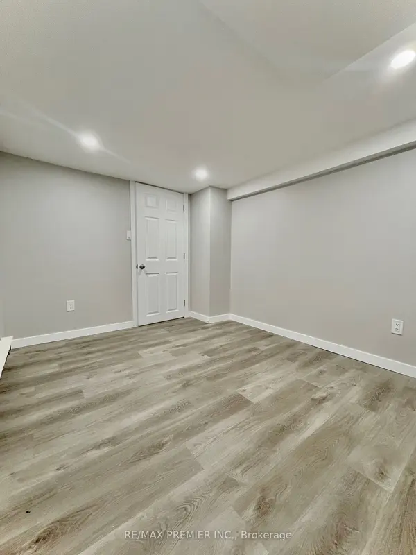 365 Bessie AVE, Greater Sudbury, ON P3C 4H6