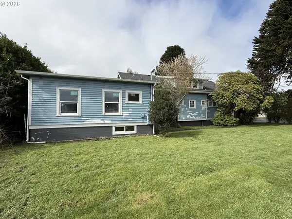 2505 1ST ST, Tillamook, OR 97141