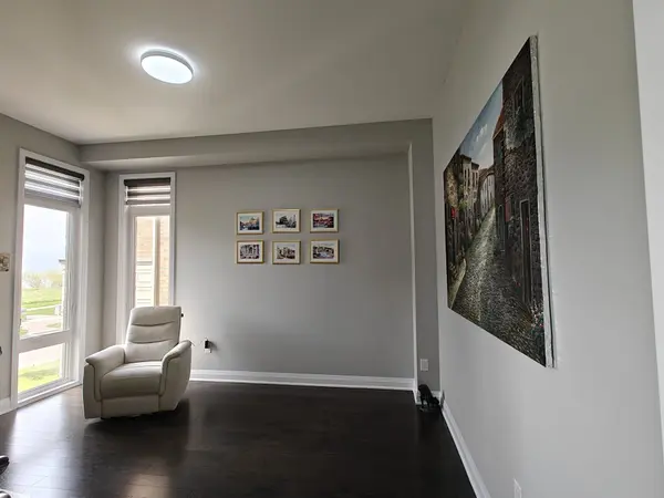 215 Port Darlington RD, Clarington, ON L1C 4A7