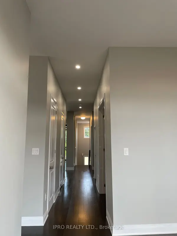 215 Port Darlington RD, Clarington, ON L1C 4A7