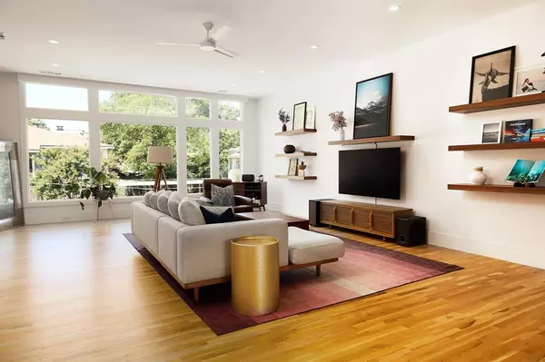 Dallas, TX 75206,1844 Mecca Street