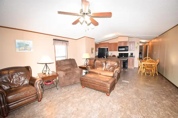 1603 S Oak Street, Brady, TX 76825