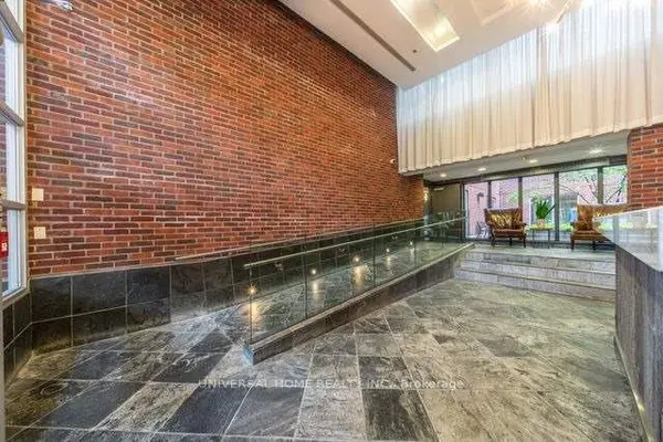 11 St Joseph ST #811, Toronto C01, ON M4Y 3G4