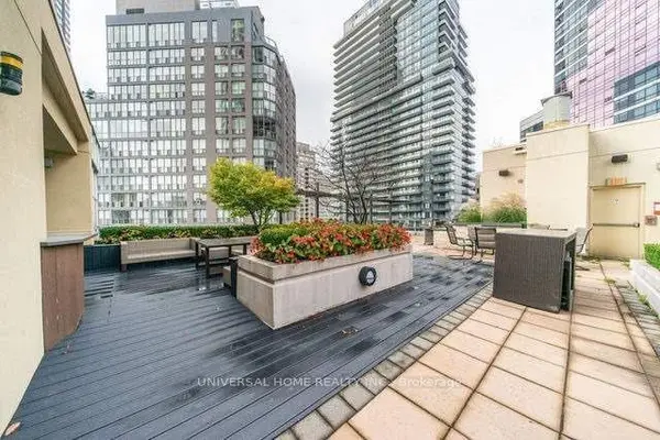 11 St Joseph ST #811, Toronto C01, ON M4Y 3G4