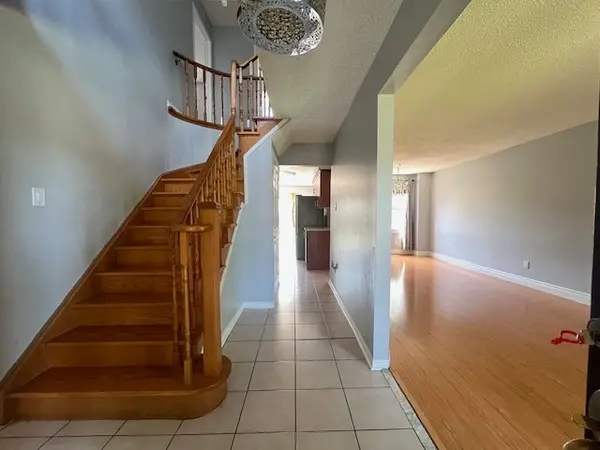 63 Stillwater CRES, Brampton, ON L6X 3L5