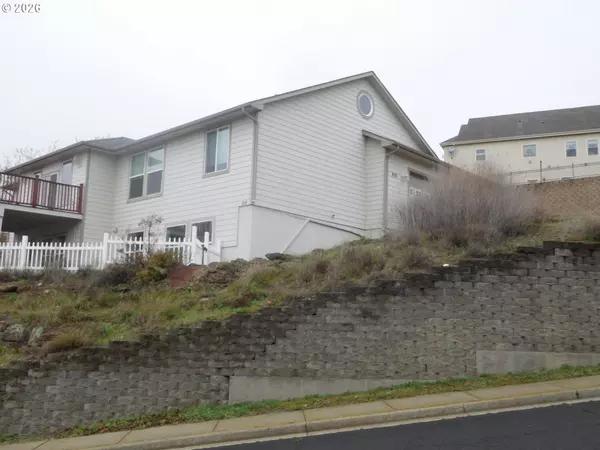 Pendleton, OR 97801,815 N MAIN ST