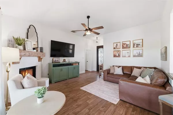 Crowley, TX 76036,9400 Simbra Lane