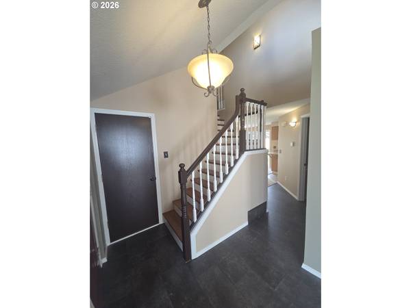 2103 SW STELLA WAY, Troutdale, OR 97060