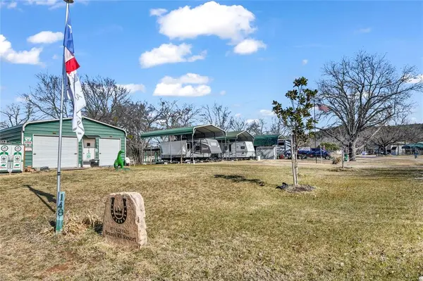 133 Chavez Trail, Weatherford, TX 76087