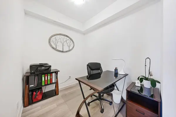 3600 Hwy 7 N/A E #2206, Vaughan, ON L4L 0G7