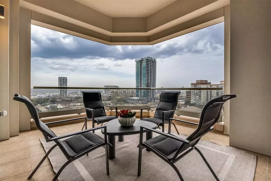 2300 Wolf Street #9C, Dallas, TX 75201