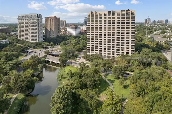 Dallas, TX 75219,3510 Turtle Creek Boulevard #3A