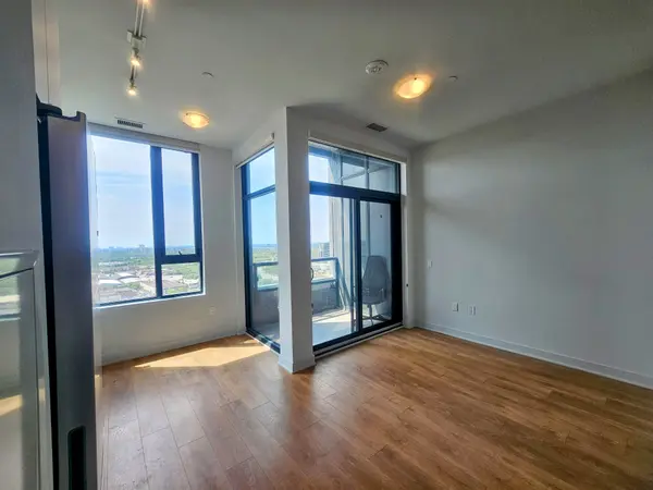 2920 Highway 7 N/A #2008, Vaughan, ON L4K 0P4