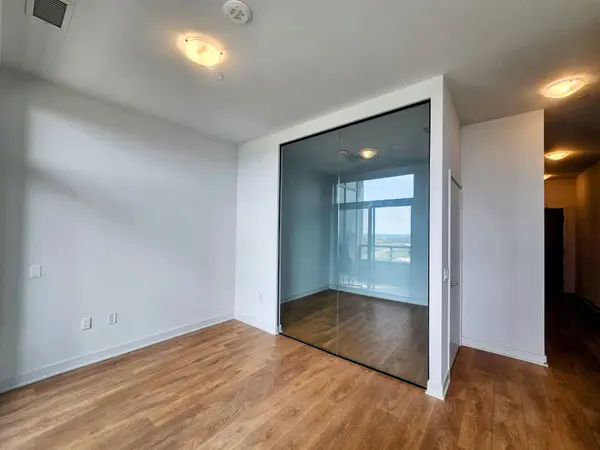 2920 Highway 7 N/A #2008, Vaughan, ON L4K 0P4