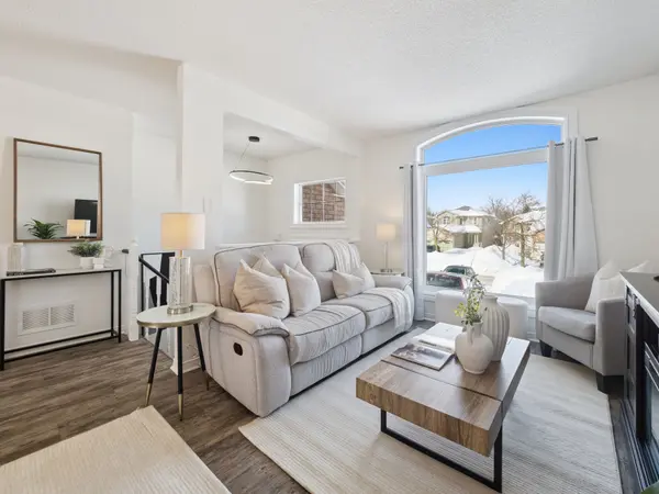 19 LESLIE AVE, Barrie, ON L4N 9N9