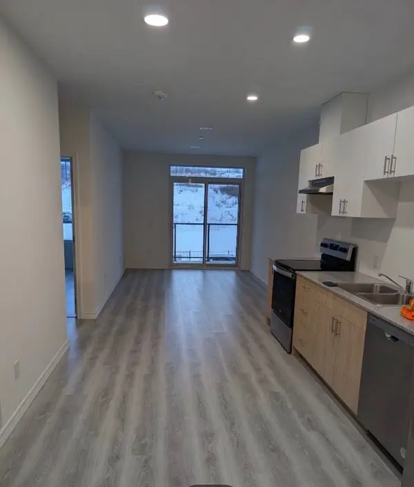 191 ELMIRA RD #210, Guelph, ON N1K 0E5