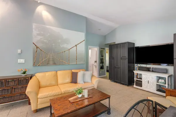 71A Kawigamog Lake RD, Parry Sound Remote Area, ON P0H 1S0