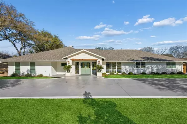 Dallas, TX 75229,11010 Russwood Circle