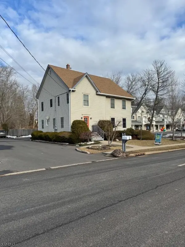 630 Valley Rd, Long Hill Twp., NJ 07933