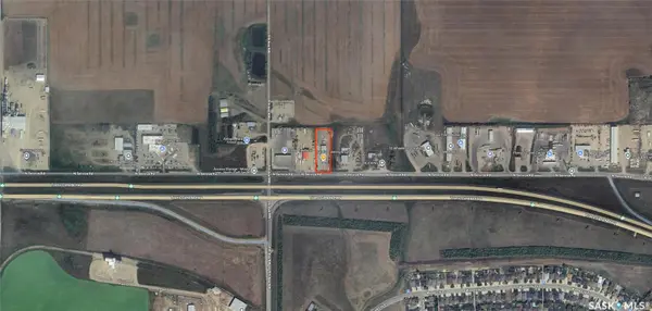 820 N Service ROAD W #3C, Moose Jaw, SK S6H 4N8