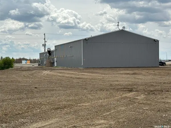 820 N Service ROAD W #3C, Moose Jaw, SK S6H 4N8